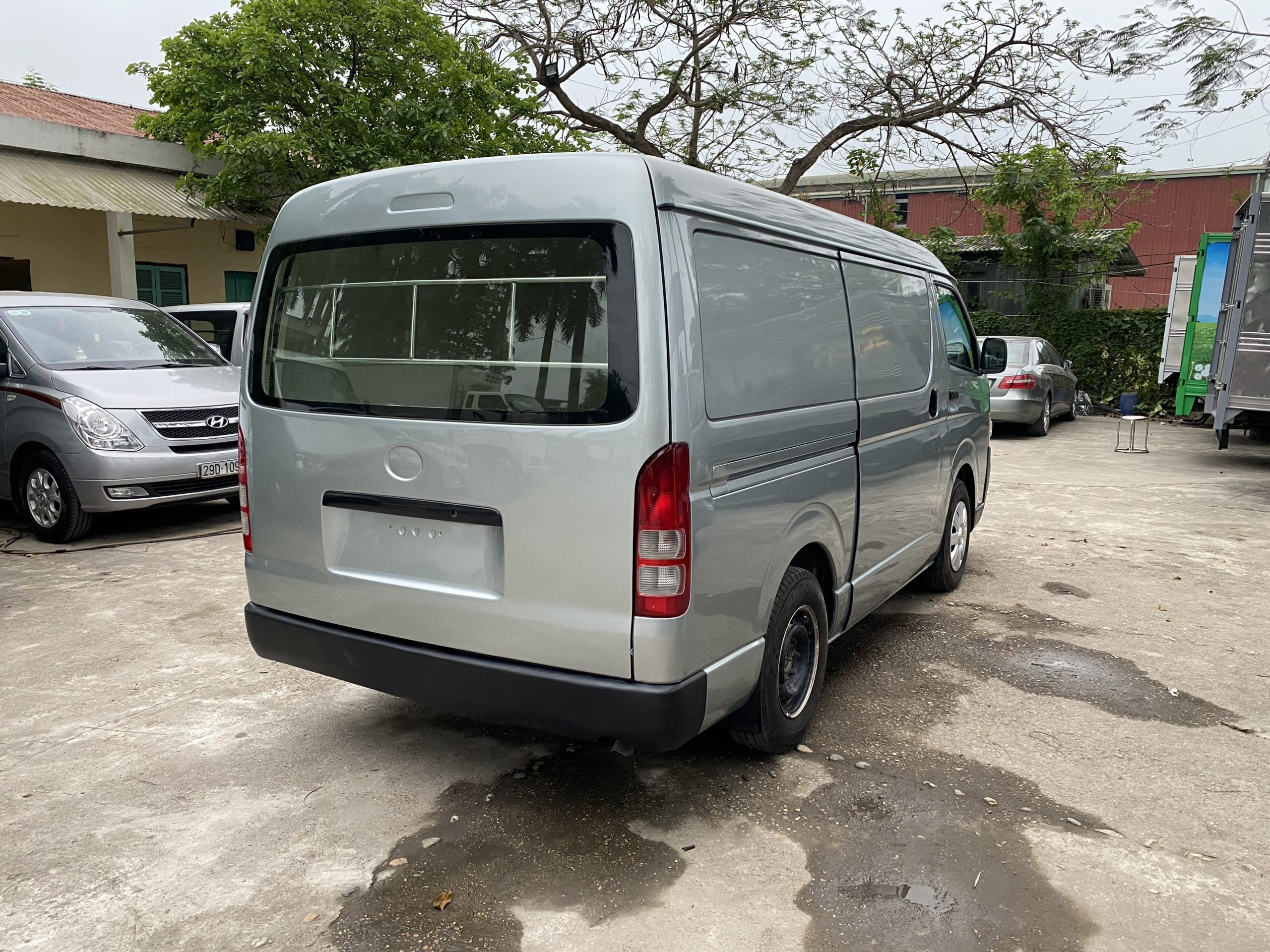 z3365391632911_62a813cab8d480ab406d6ffd44120c56